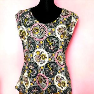 Loft White w/ Navy Blue, Pink, Yellow & Pale Blue Print Short Sleeve TShirt